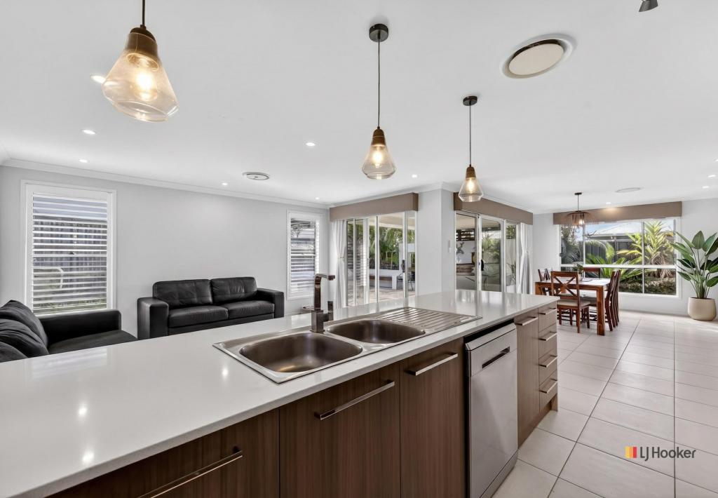 12 Scarlett St, Hamlyn Terrace, NSW 2259