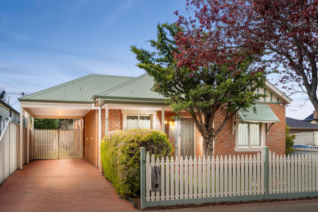 13 Swanhurst Grn, Caroline Springs, VIC 3023