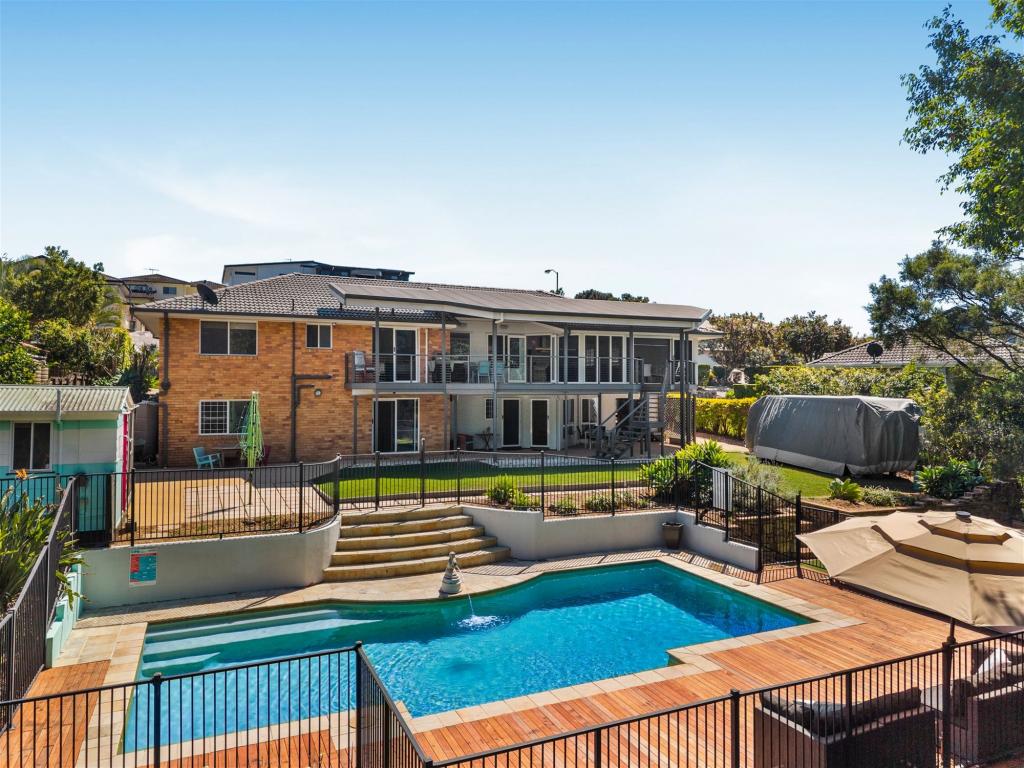 98 GALAXY ST, BRIDGEMAN DOWNS, QLD 4035