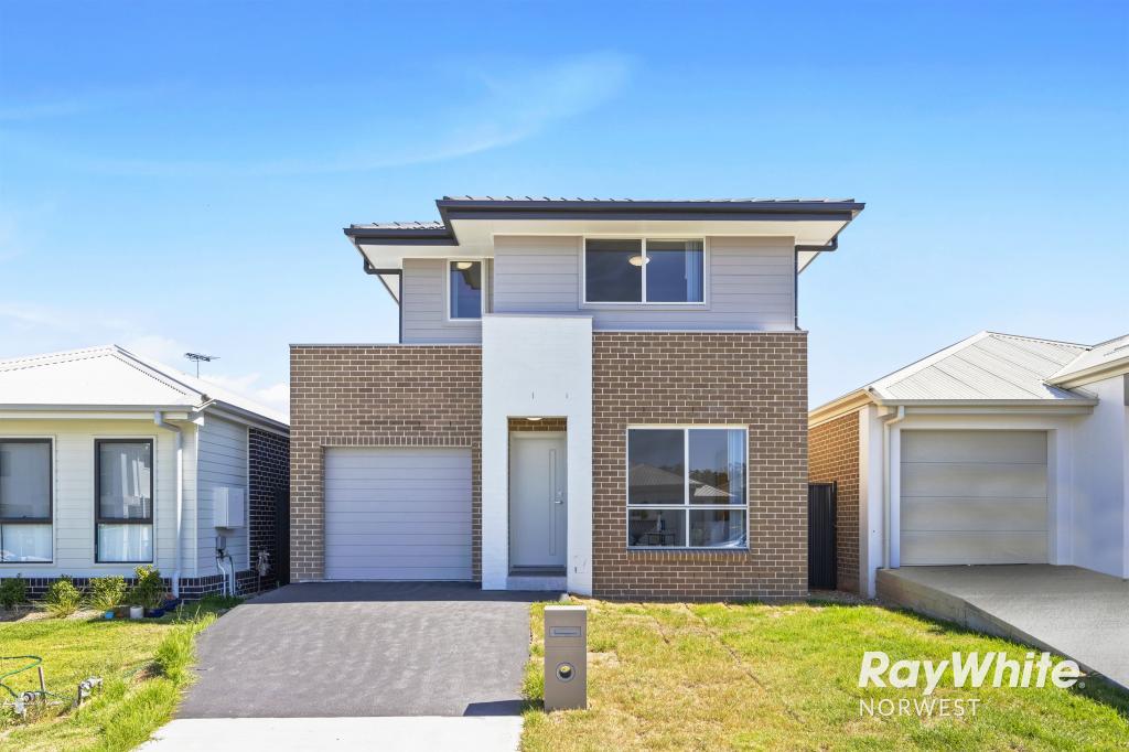 8 Woolly St, Cobbitty, NSW 2570