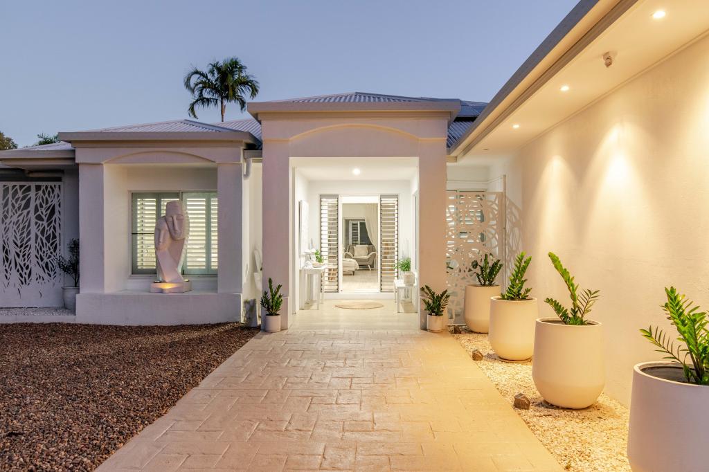 6 ULYSSES AVE, PORT DOUGLAS, QLD 4877