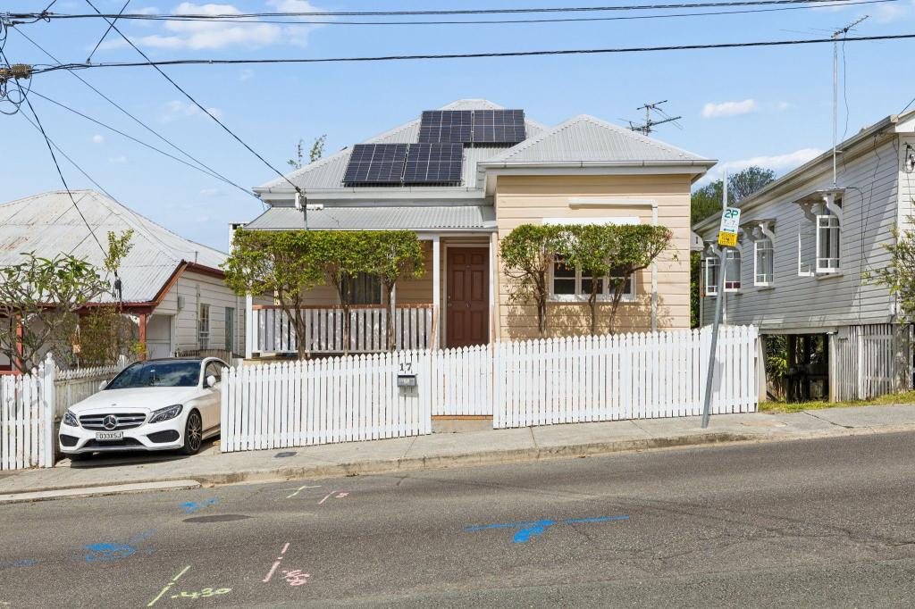 17 Woolcock St, Red Hill, QLD 4059