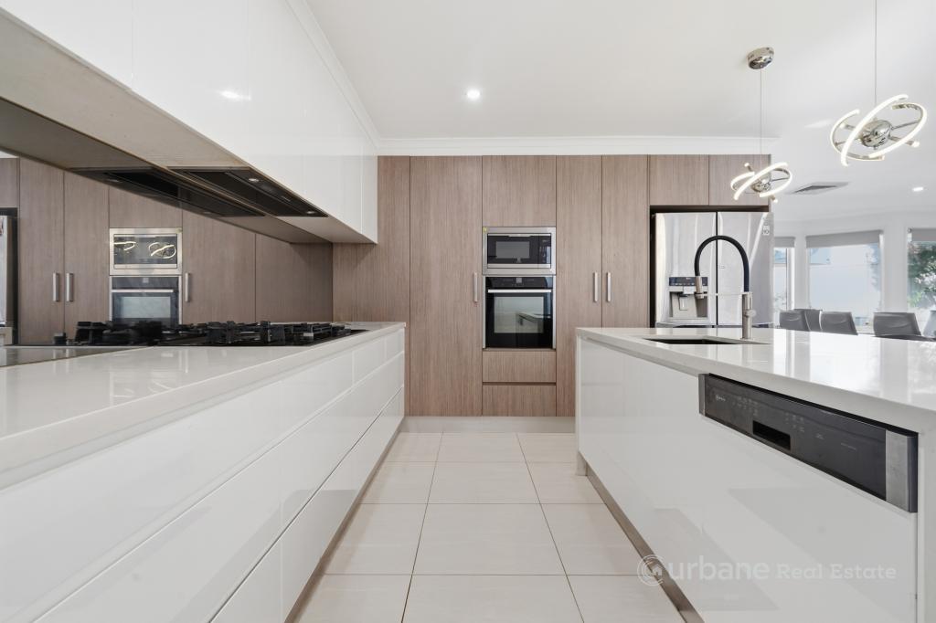 10 Michelago Cct, Prestons, NSW 2170