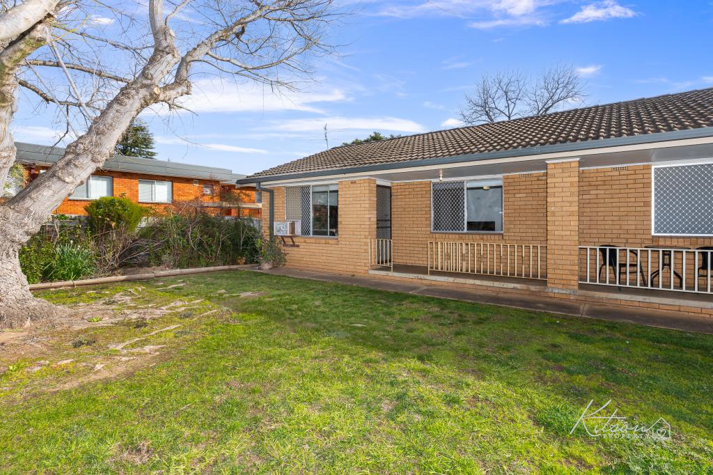 7/8 Joyes Pl, Tolland, NSW 2650