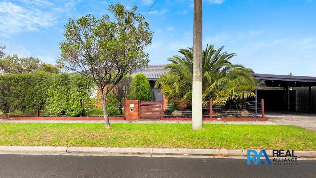 33 Juliana Dr, Carrum Downs, VIC 3201