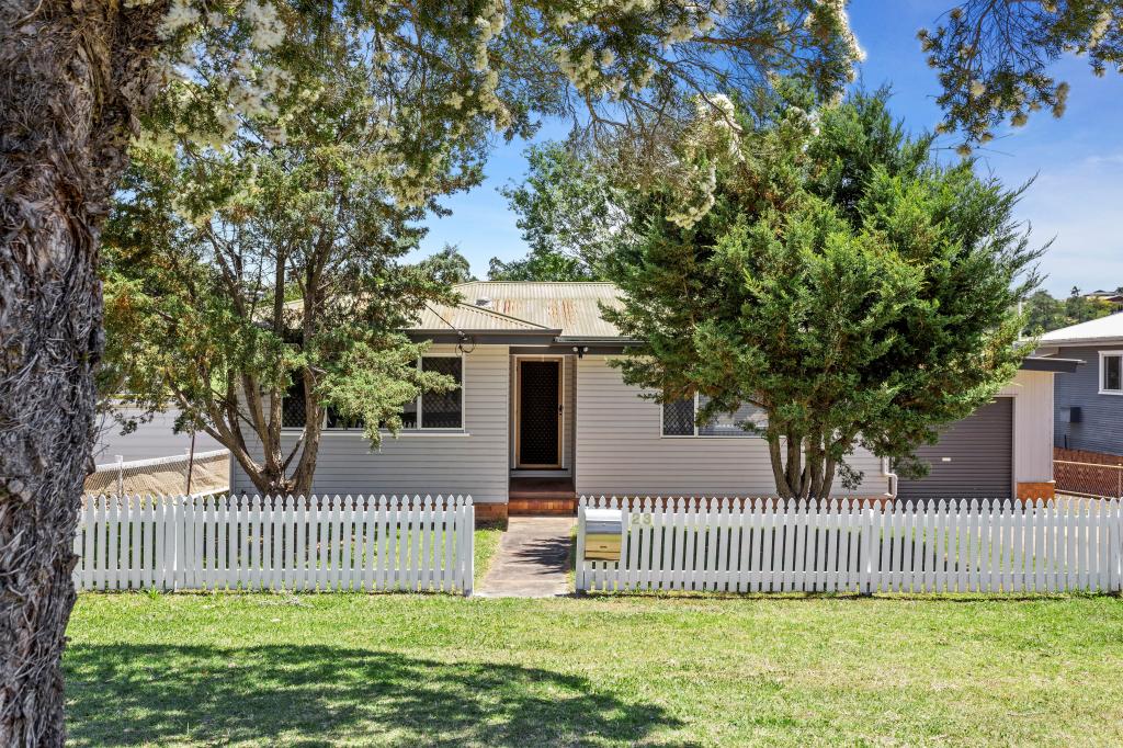 23 Teesdale Ave, Newtown, QLD 4350