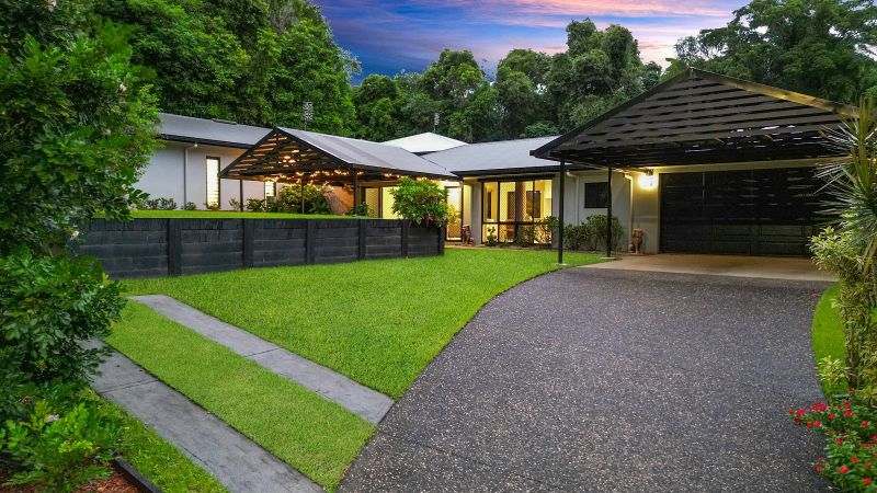 39 Jak Gee St, Redlynch, QLD 4870