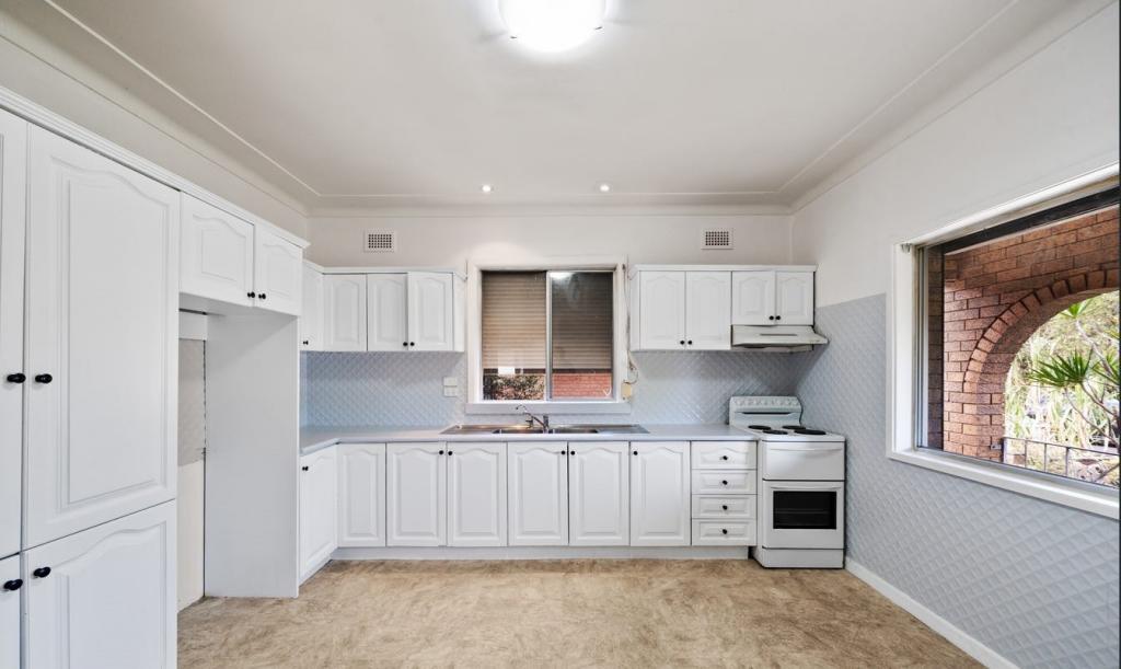 8 Junee St, Marayong, NSW 2148