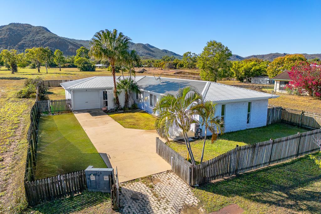 1/316 Pinnacle Dr, Rasmussen, QLD 4815