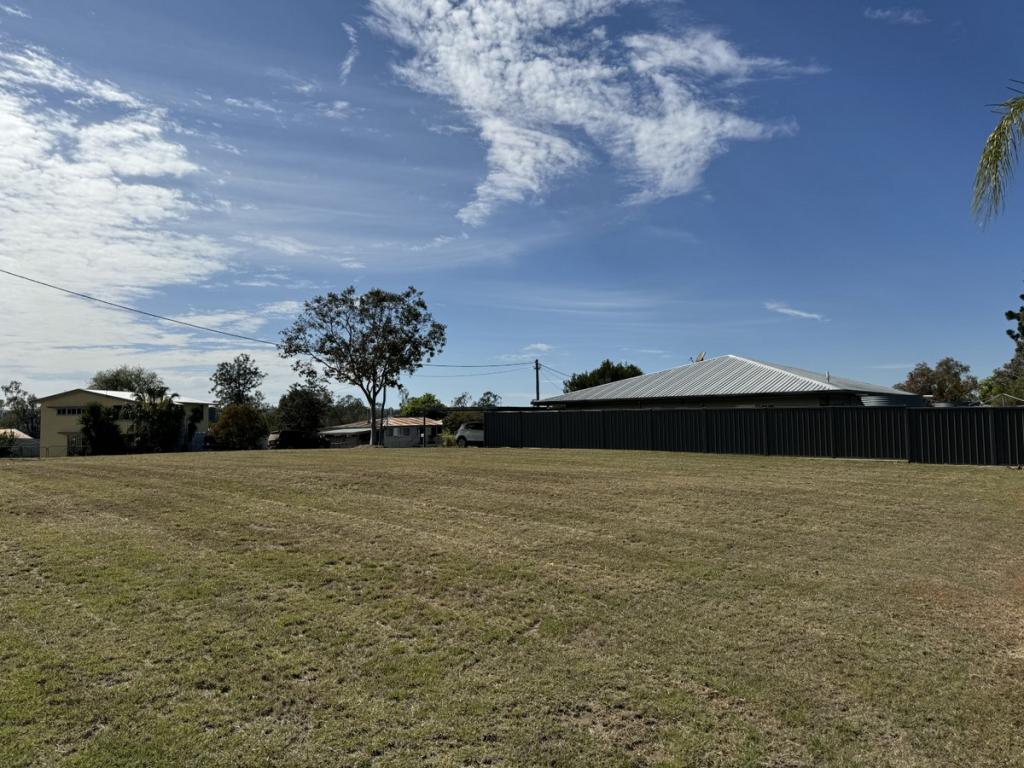 45 Mitchell St, Monto, QLD 4630