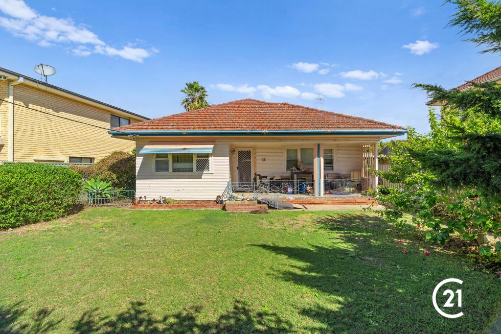 13 Dening St, The Entrance, NSW 2261