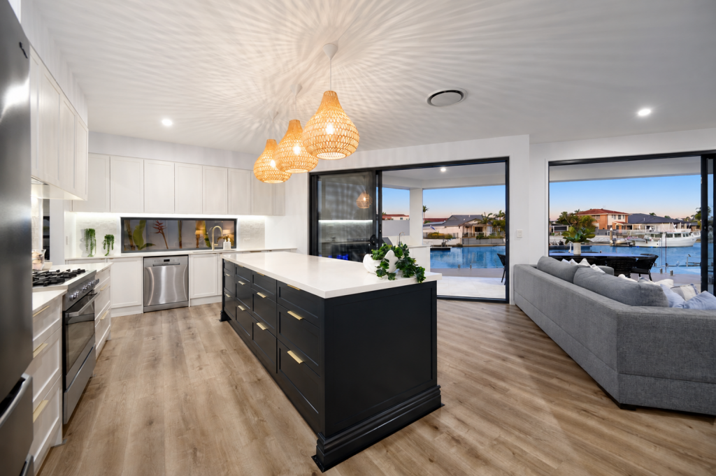 255 Morala Ave, Runaway Bay, QLD 4216