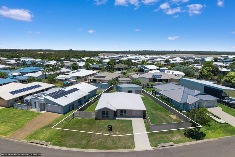 38 Louise Dr, Burrum Heads, QLD 4659