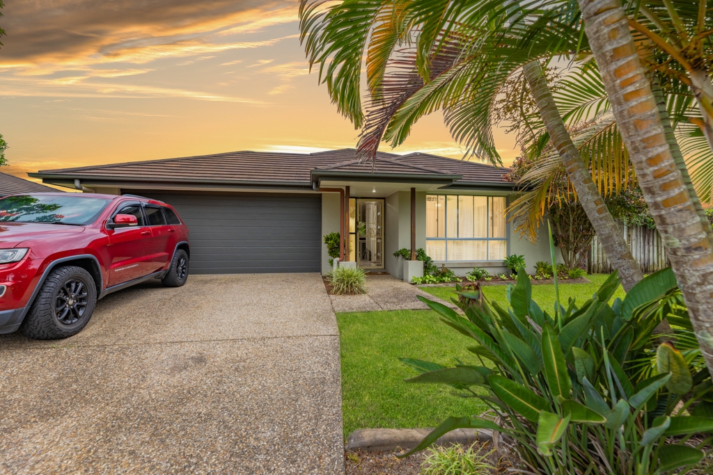 18 Maidenhair Dr, Beerwah, QLD 4519