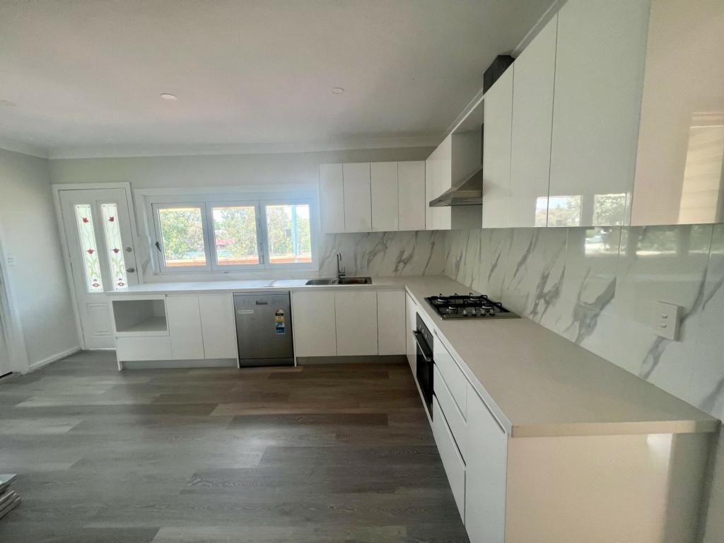 286 ROCKET ST, BATHURST, NSW 2795
