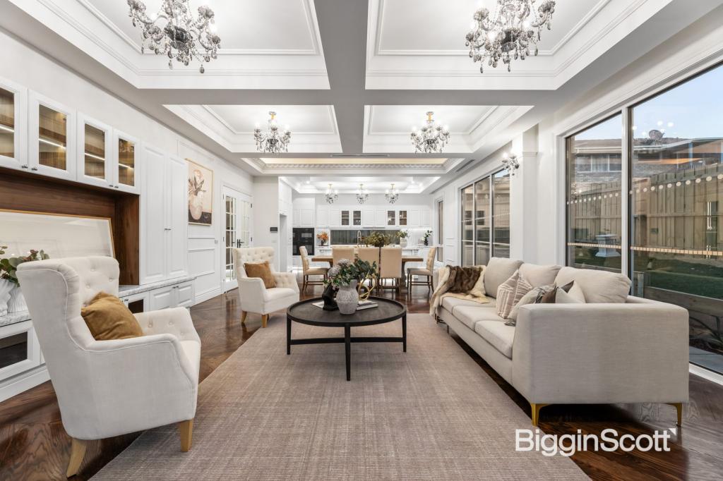 63 Dehnert St, Doncaster East, VIC 3109