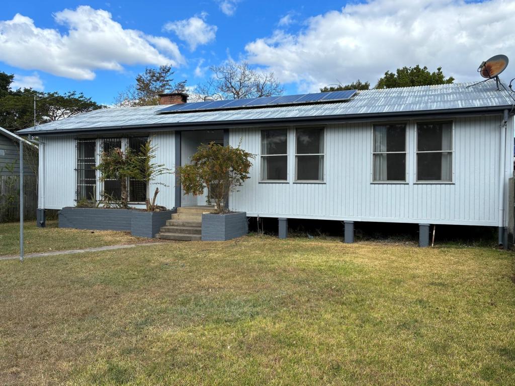 27 Wau Rd, Darra, QLD 4076