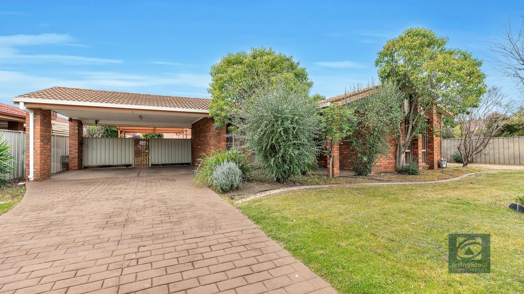 4 Adelaide Cres, Echuca, VIC 3564