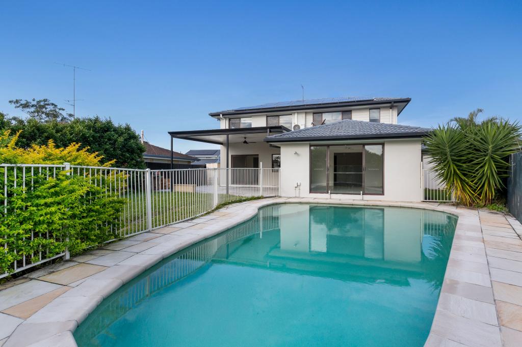 2a Village Low Rd, Benowa, QLD 4217