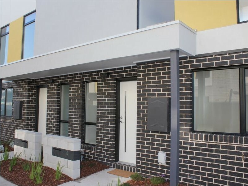 4 Poble Walk, Avondale Heights, VIC 3034