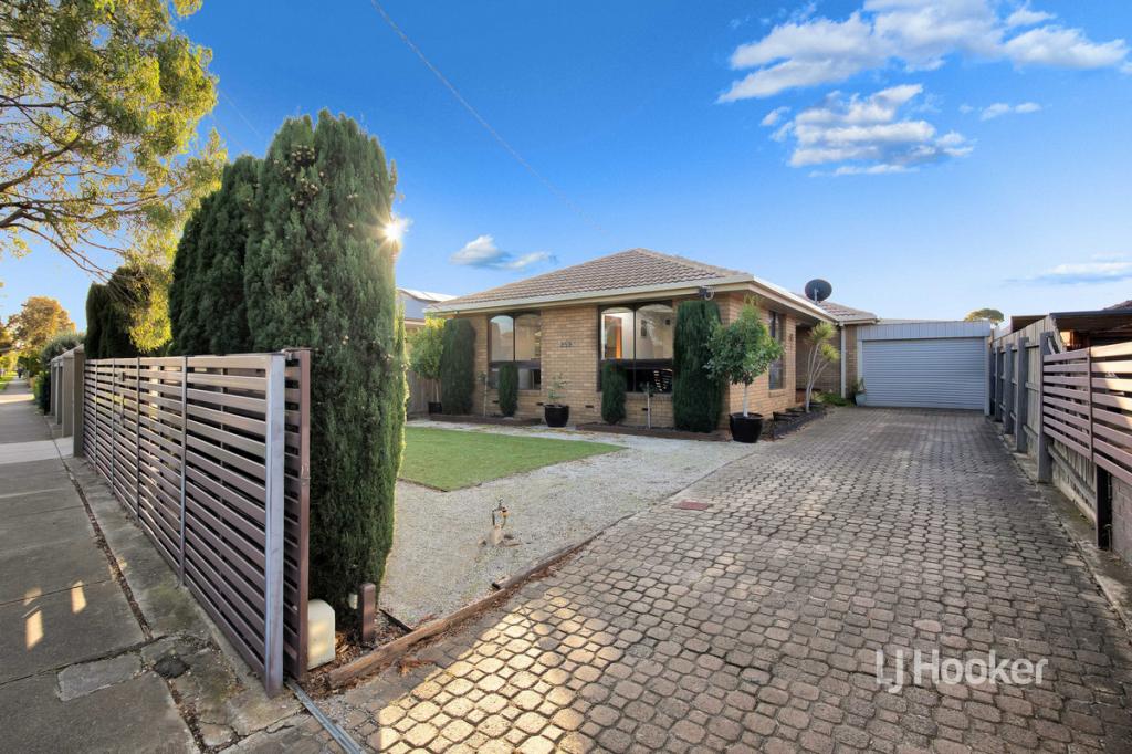 359 Queen St, Altona Meadows, VIC 3028