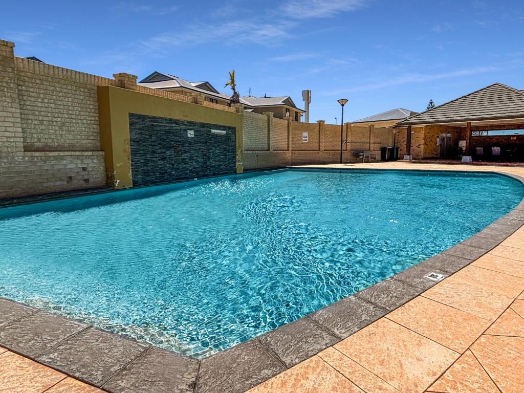 8/129 Point Leander Dr, Port Denison, WA 6525