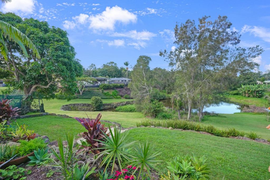 15 Riverlea Waters Dr, Nerang, QLD 4211