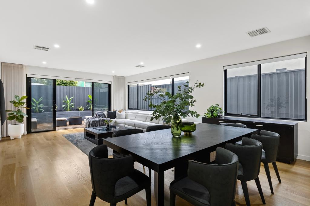 75a Deakin St, Essendon, VIC 3040