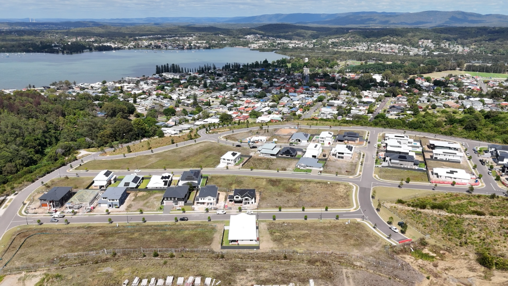 Munibung Hill Est, Speers Point, NSW 2284