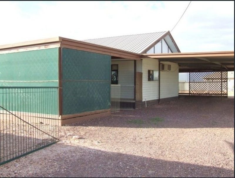 616 Flinders St, Coober Pedy, SA 5723