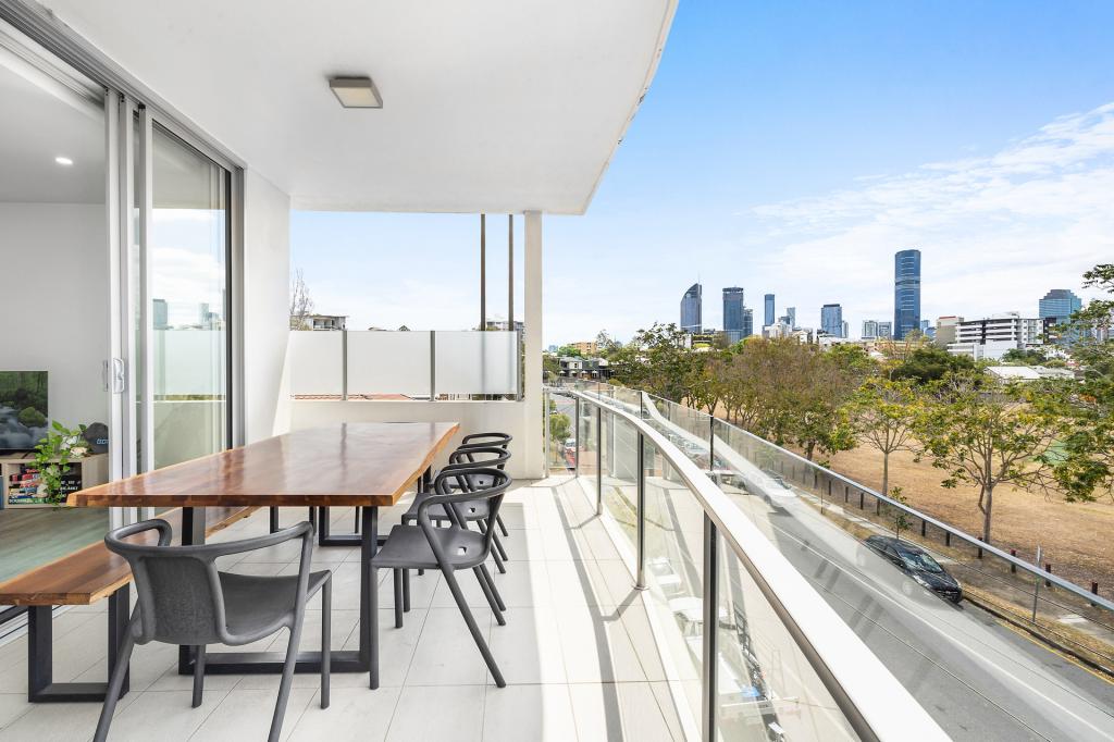 304/93 Baines St, Kangaroo Point, QLD 4169