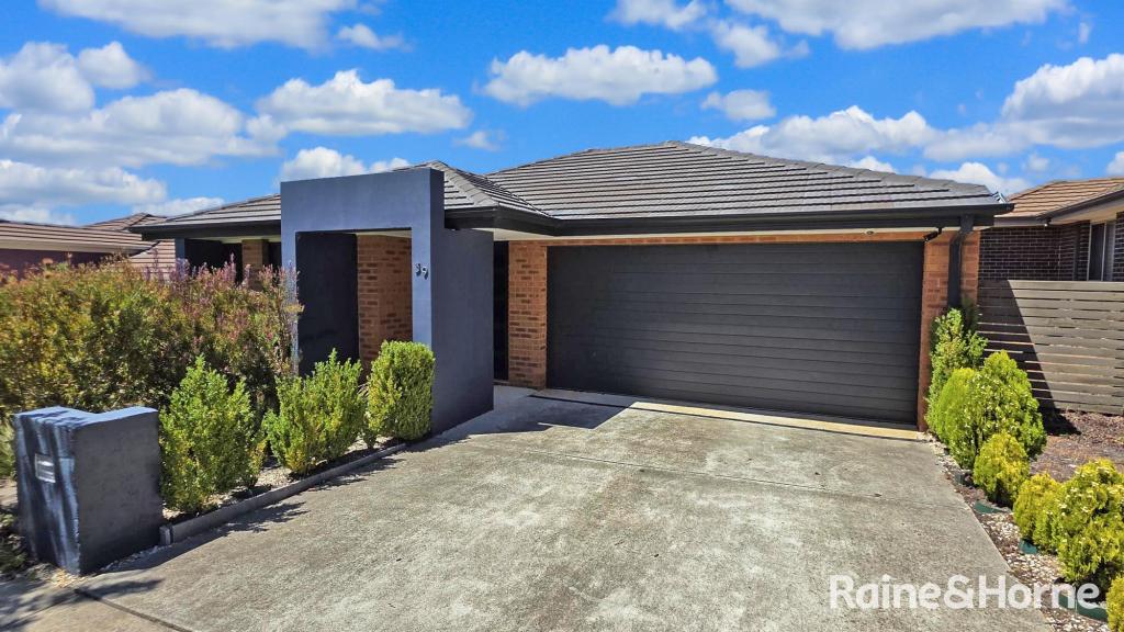 39 Liz O'Neill St, Casey, ACT 2913