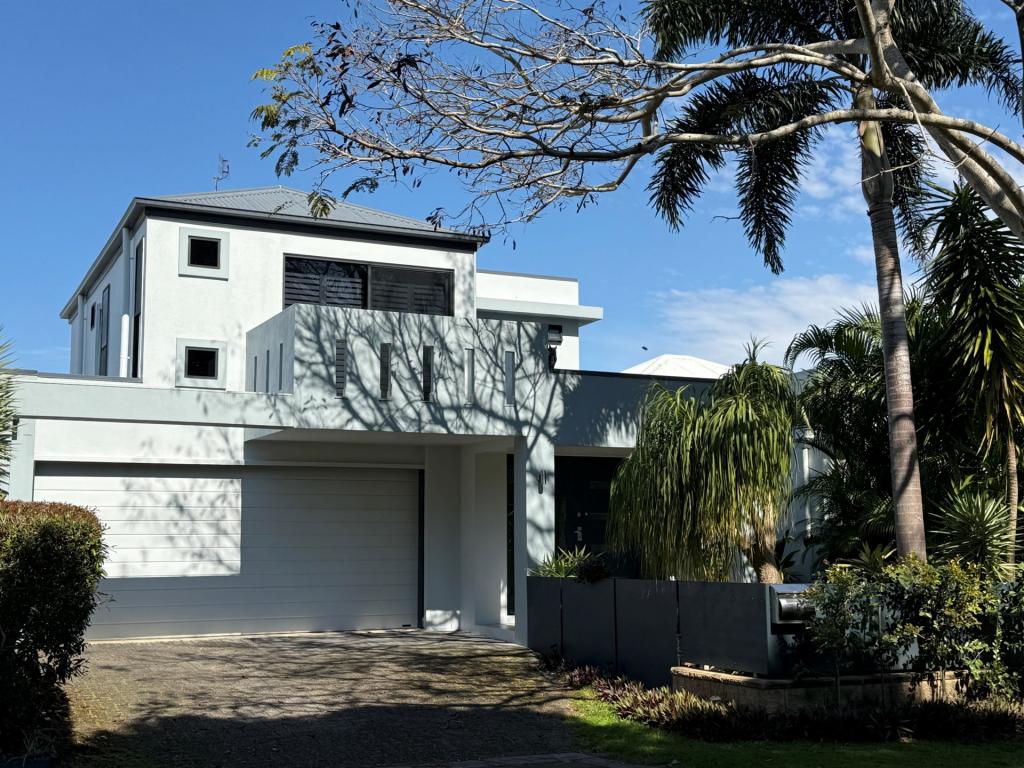 4 Undanbi Lane, Twin Waters, QLD 4564
