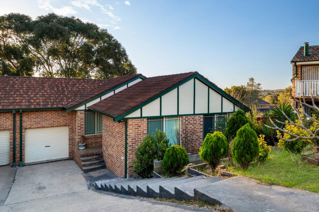 2/7 Clareville Cl, Woodbine, NSW 2560