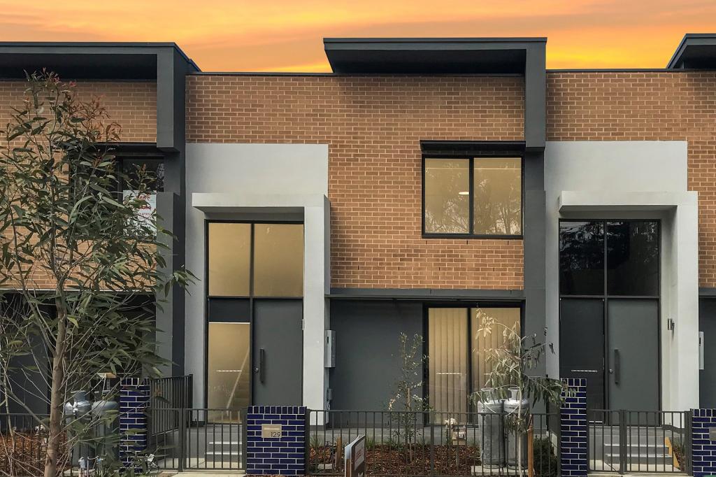 105 ROUSE RD, ROUSE HILL, NSW 2155