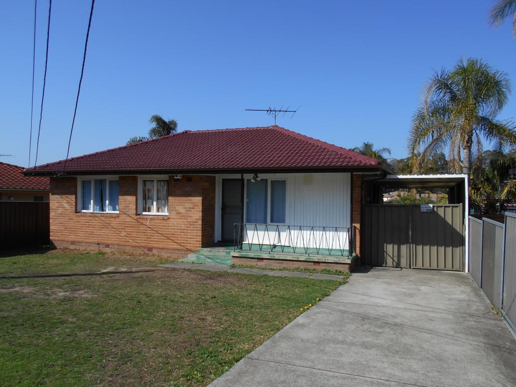 42 Green Valley Rd, Green Valley, NSW 2168