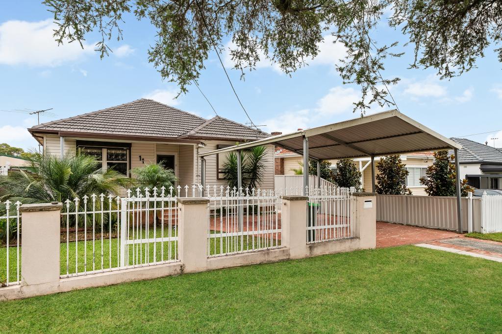 11 Blenman Ave, Punchbowl, NSW 2196