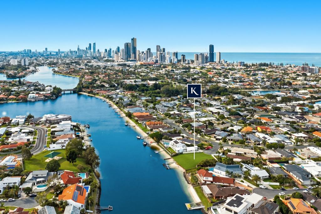 5 Canberra Ct, Mermaid Waters, QLD 4218