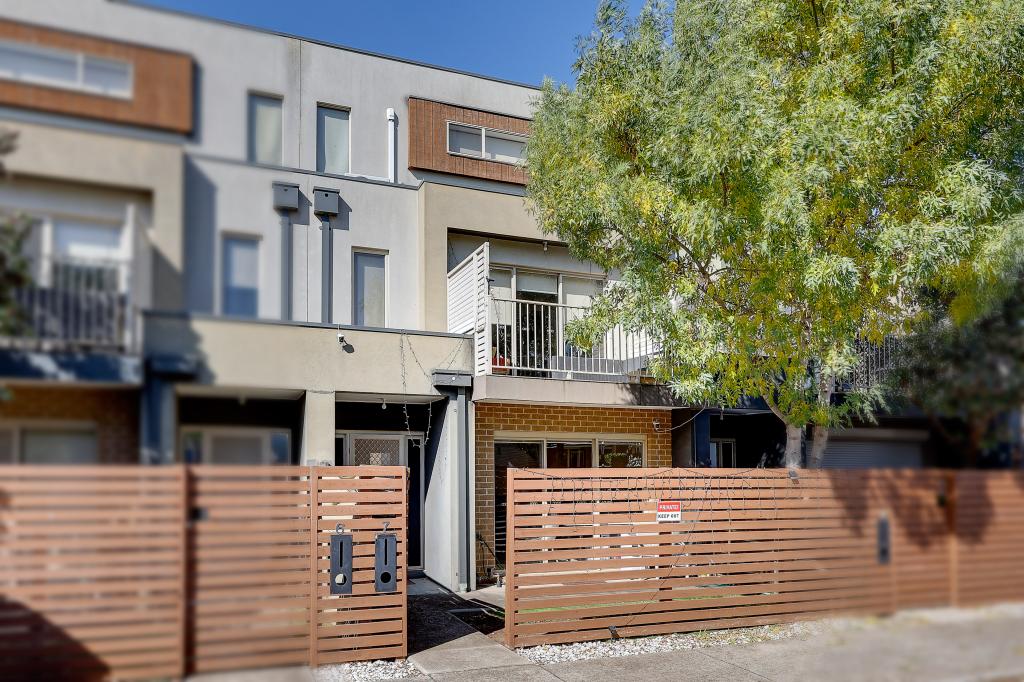 7/17-21 Cobaw Cct, Caroline Springs, VIC 3023