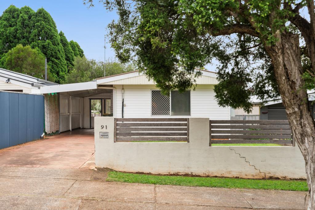91 Long St, South Toowoomba, QLD 4350