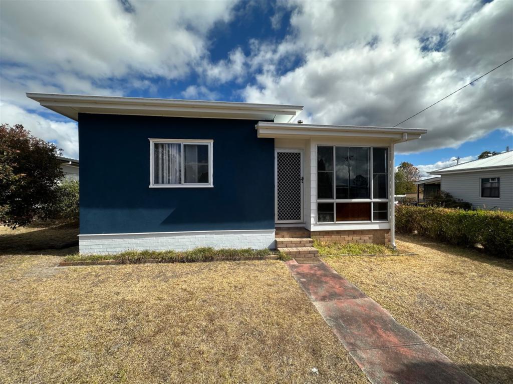 18 STANTON ST, STANTHORPE, QLD 4380
