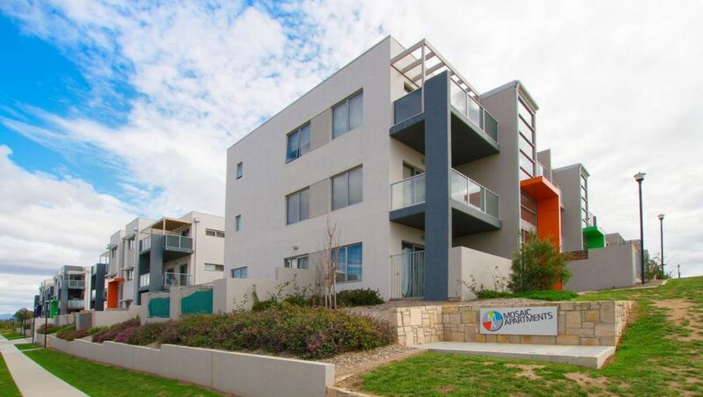 54/75 Elizabeth Jolley Cres, Franklin, ACT 2913