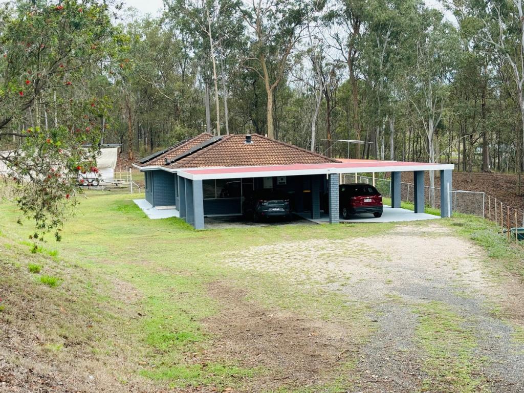 573 Mount Crosby Rd, Karana Downs, QLD 4306