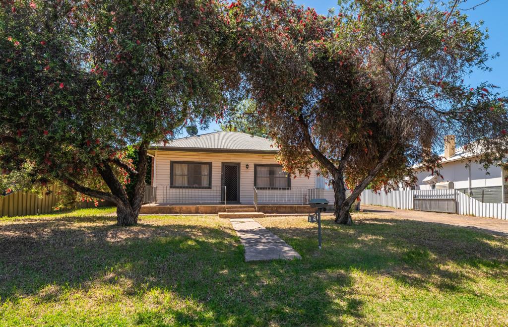 84 Mitchell St, Parkes, NSW 2870