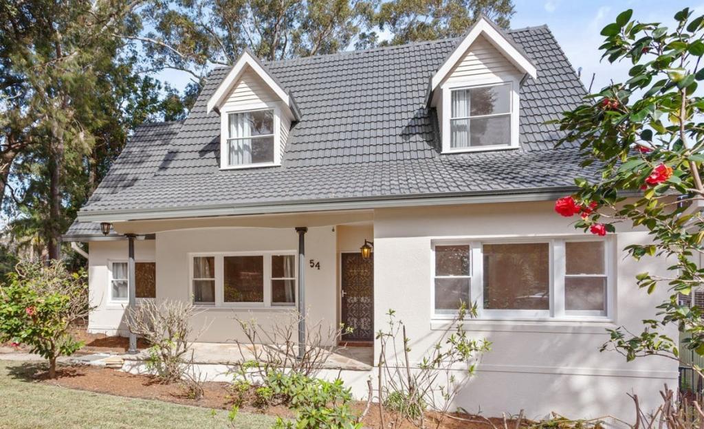 54 Golfers Pde, Pymble, NSW 2073