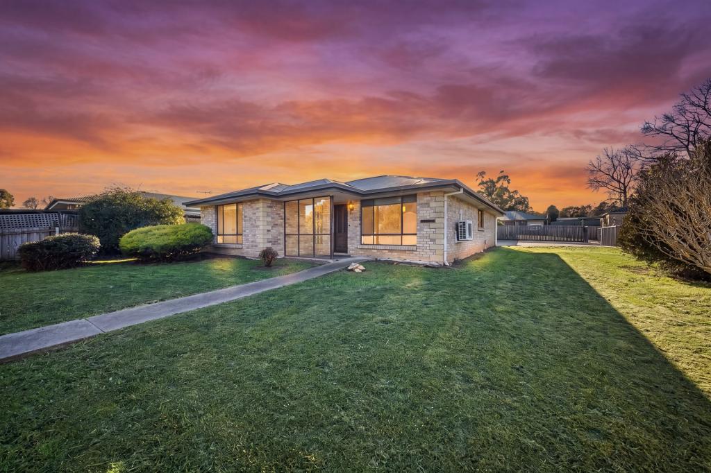 2 Patricia Pl, Newnham, TAS 7248