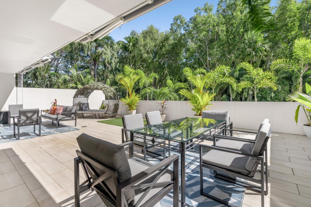 2201/2-22 VEIVERS RD, PALM COVE, QLD 4879