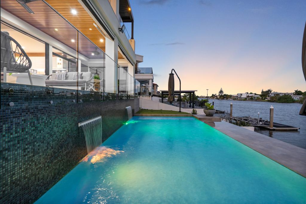 92 Cabana Bvd, Benowa, QLD 4217