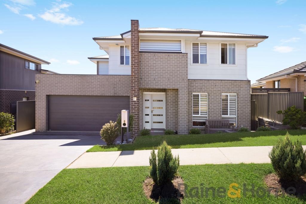 8 Barrett St, Gregory Hills, NSW 2557