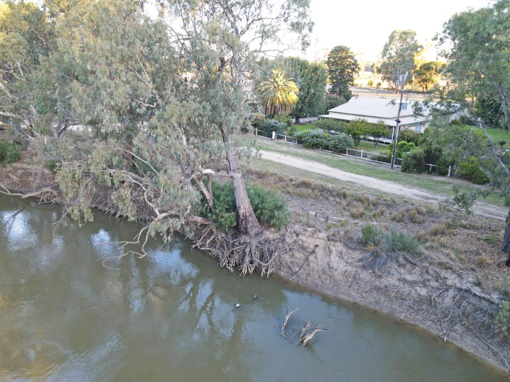 411 Ashwin Rd, Murrabit, VIC 3579